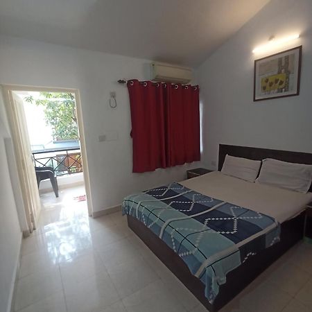 Goa Suites Holiday Home Calangute Exterior photo